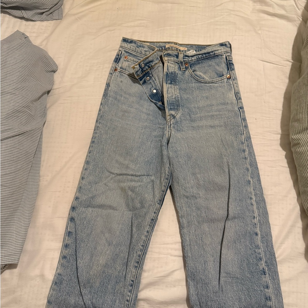 Classic Blue ribcage straight leg levis jeans